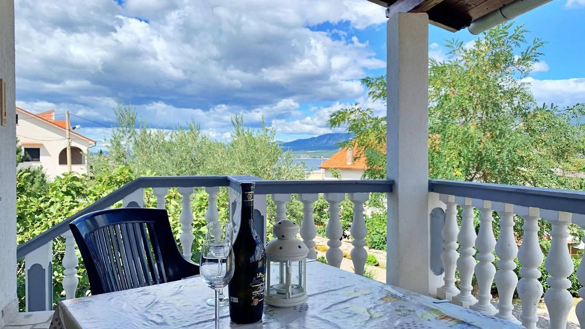 Apartments Horvat Silo  3*, Silo (Krk) Croatia
