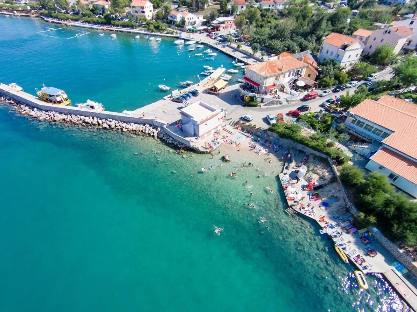 Apartments Horvat Silo  3*, Silo (Krk) Croatia